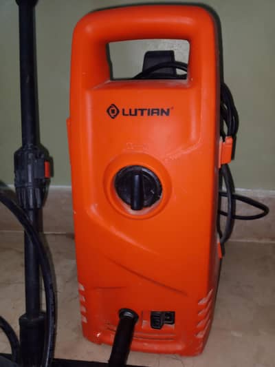 Lutian Pressure Washer With Gun Extra Shampoo Bottle
