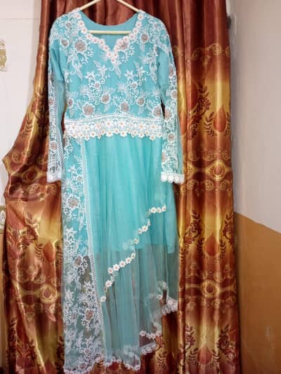 net maxi 2 piece . . condition 10/10