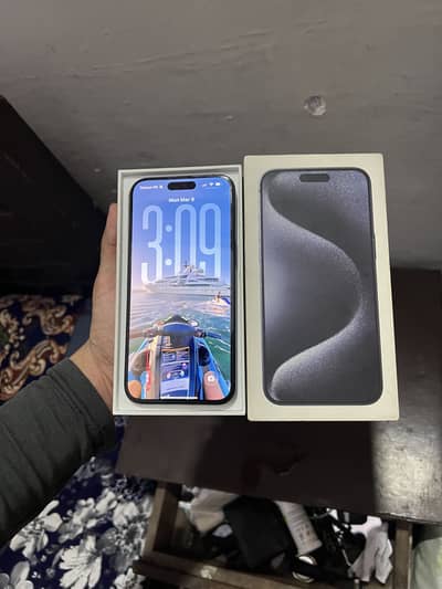 iPhone 15 pro max 256gb Factory Unlock