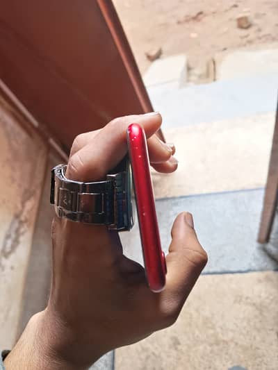 iPhone SE 3 (2022) - iCloud Locked - For Parts Only