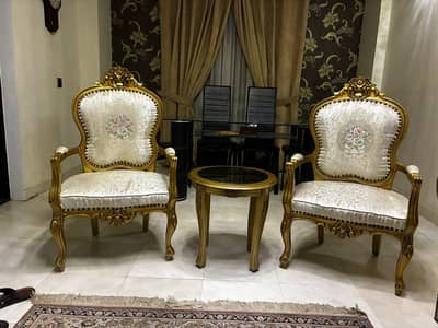 NEW MINT Golden Victorian Chairs with Coffee table