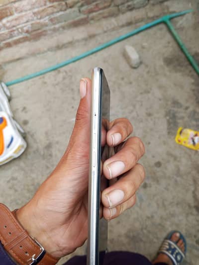 Oppo A16 3/32 Exchange possible