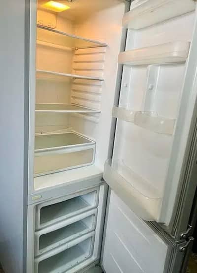 Fridge in excellent condition