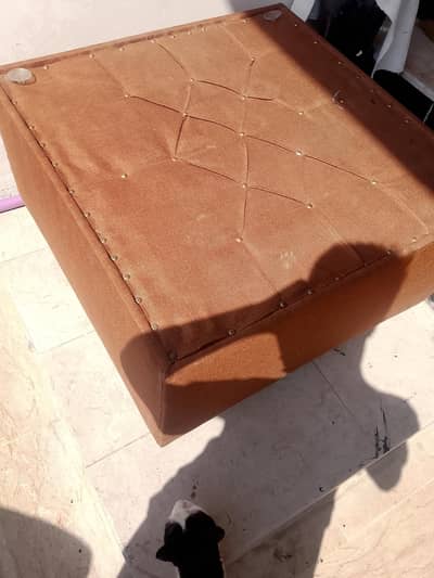 Woden table without glass