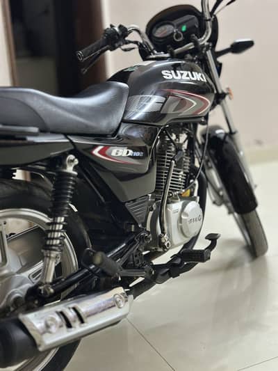 Suzuki gd110 black