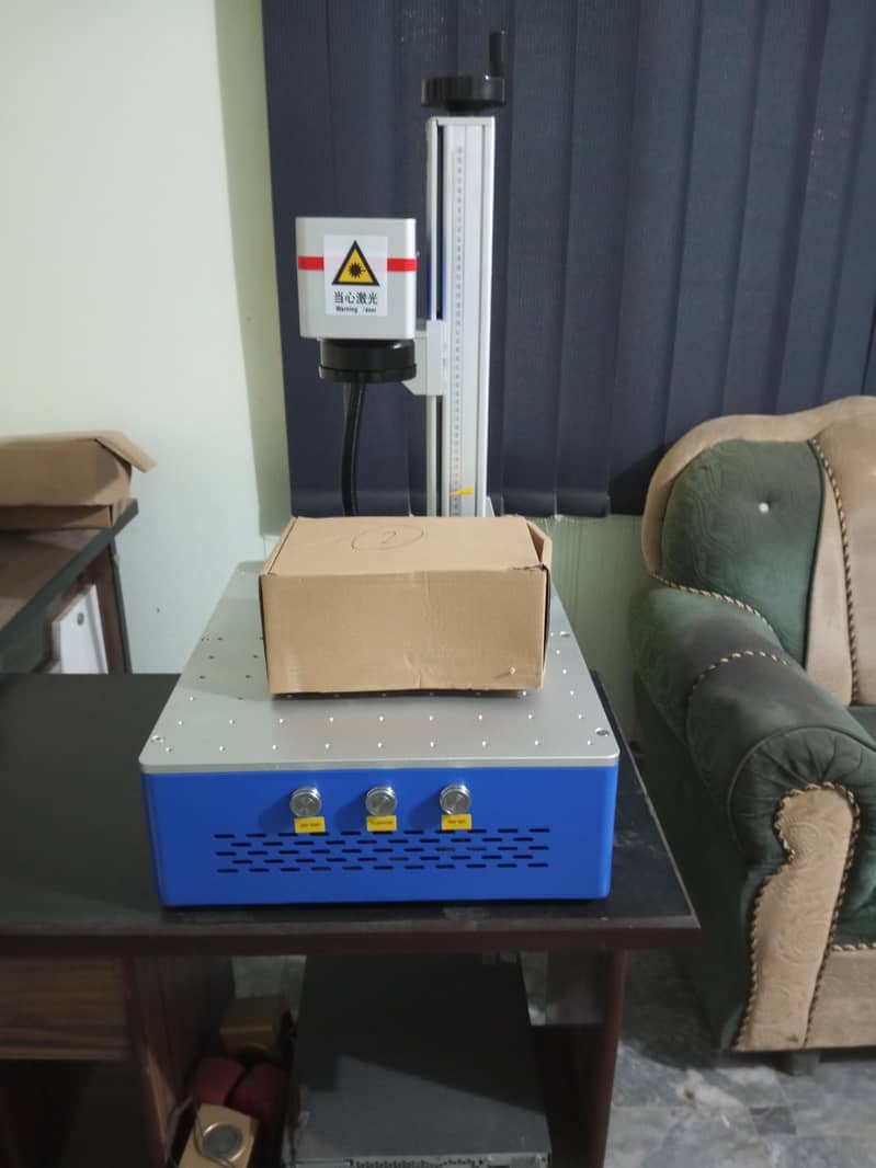 fiber laser marking machine 1