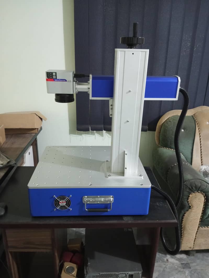 fiber laser marking machine 2