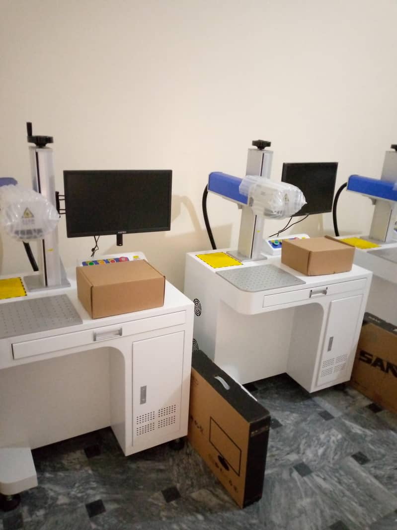 fiber laser marking machine 4