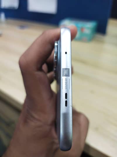 Infinix HOT 60 pro plus  8+8/256gb