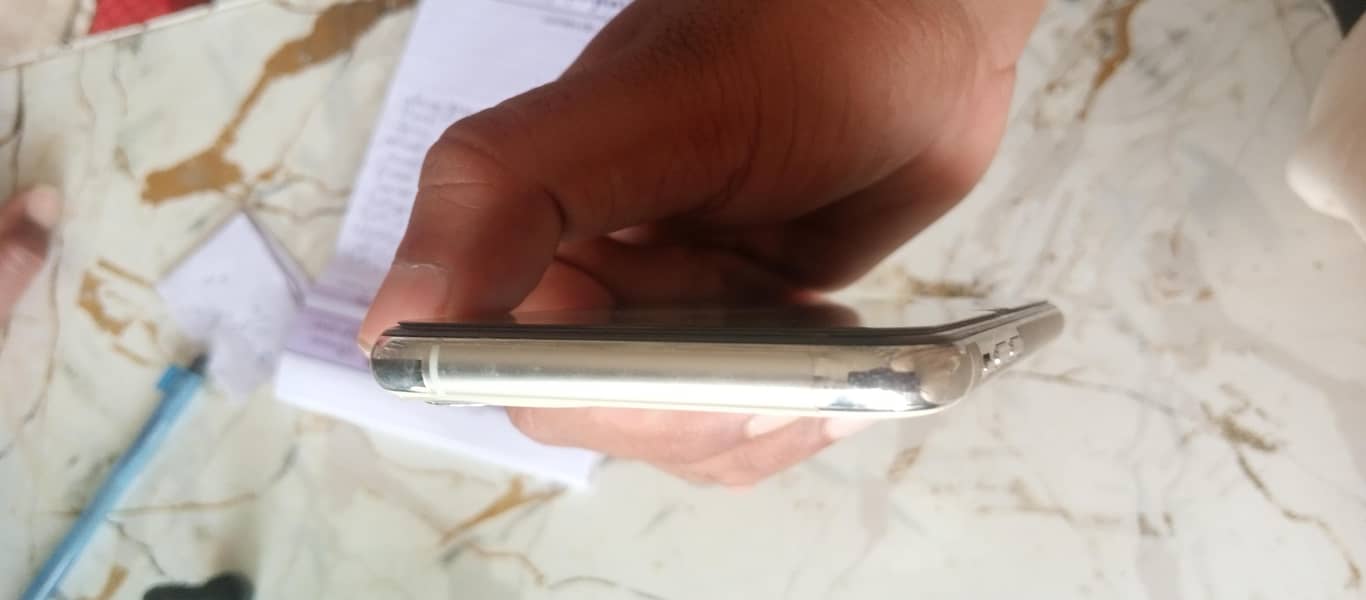 Iphone 11 pro 3
