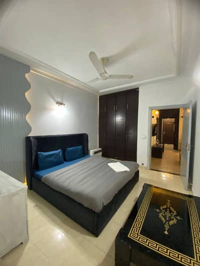 Short time 1bed ROM full furnished apartments safe and scour 100%coupe allow