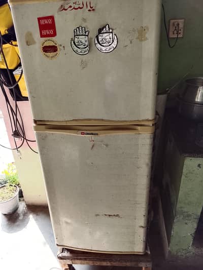 Dawlance small faridge