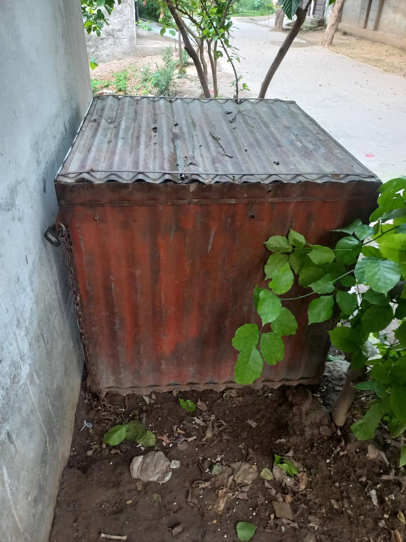 مرغیوں کا  ڈربہ سائز 3×3×3 فٹ مضبوط وزنی بناہوا 4