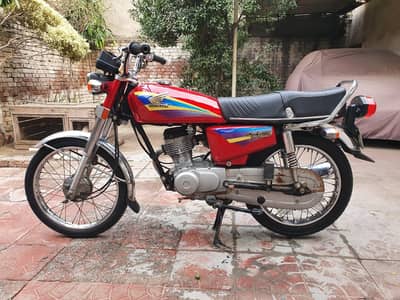 Honda 125 cc brief rock WhatsApp rafta032/7751/7/899