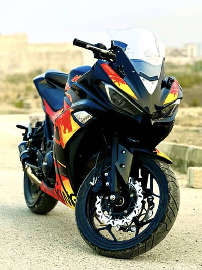 Yamaha YZF-R3 | Model 2025 | Yamaha In Bike | Excellent Condition