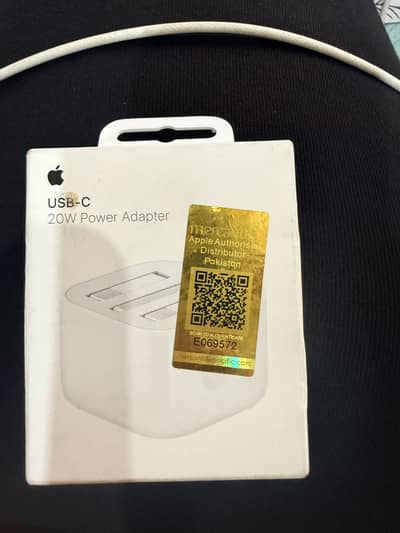 Apple 20 watt 3 Pin  Adopter genuine