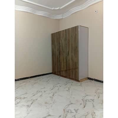 200 Yards Upper Portion For Rent