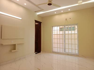 10 Marla Upper Brand New Portion In Johar Town