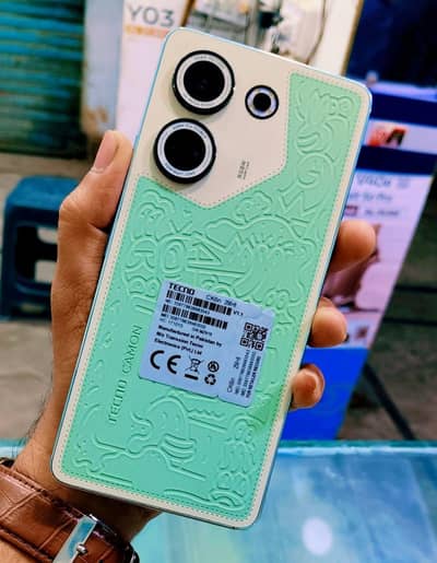 Tecno Camon 20 8Gb Ram 256Gb Memory