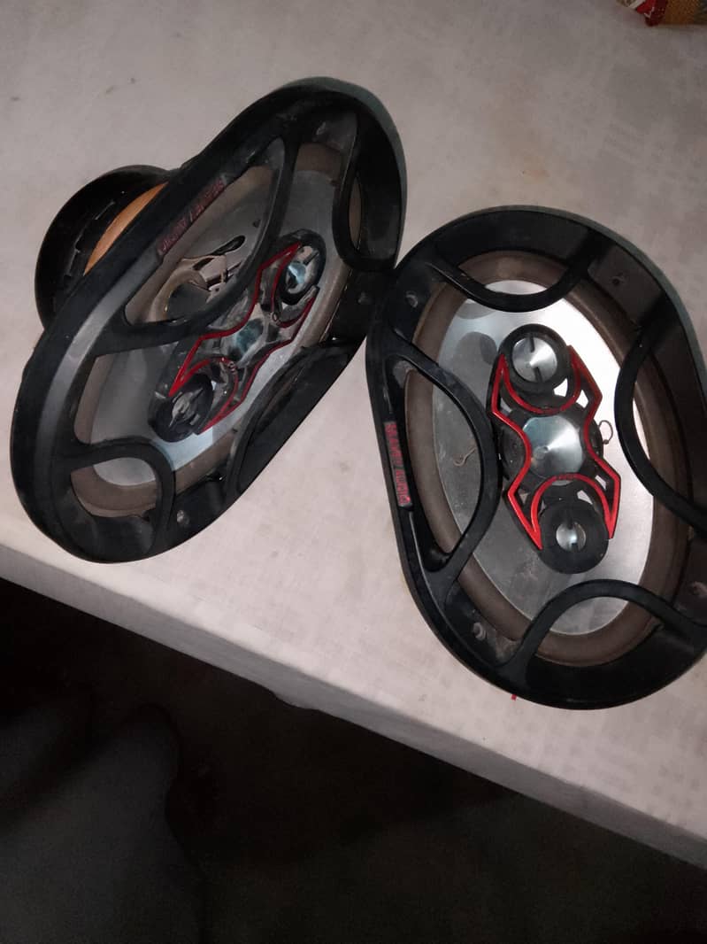 branded speaker 0