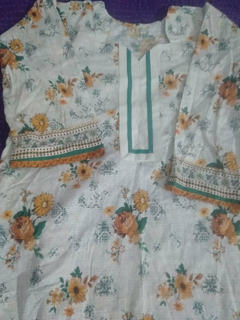 لیڈیز کپڑوں کی سلائی – 40 سال تجربہ 1