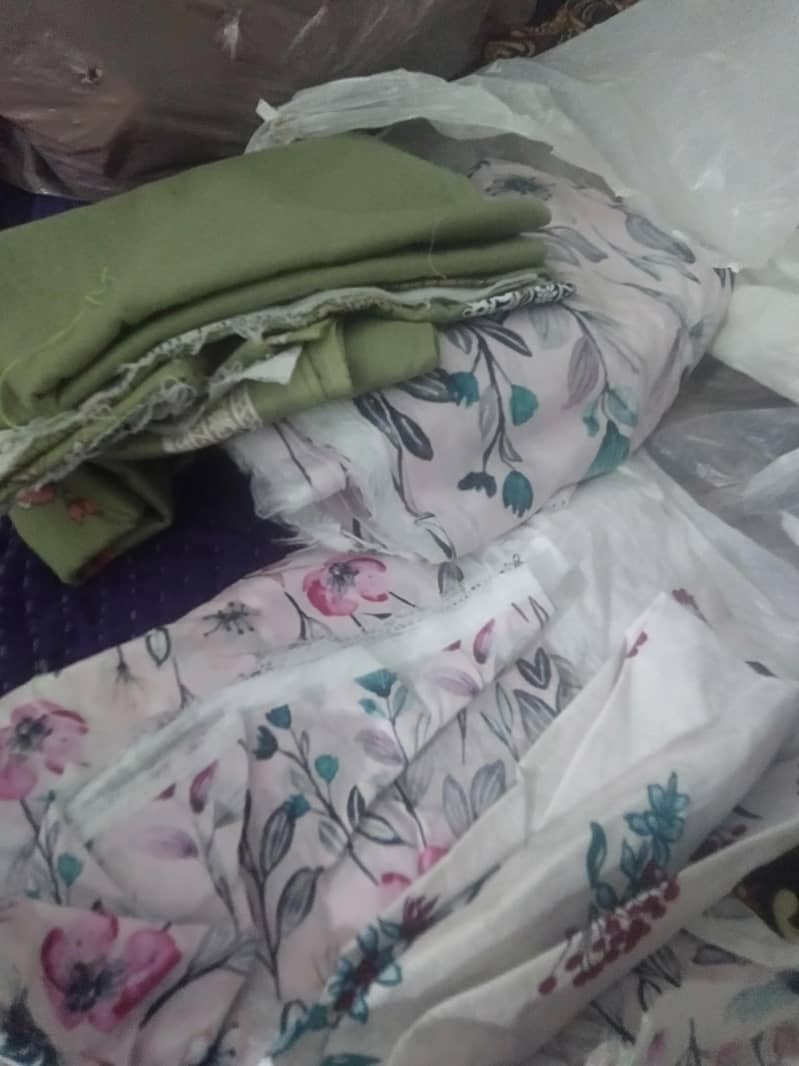 لیڈیز کپڑوں کی سلائی – 40 سال تجربہ 4