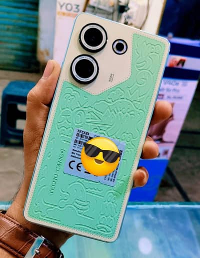 Tecno Camon 20 8Gb Ram 256Gb Memory