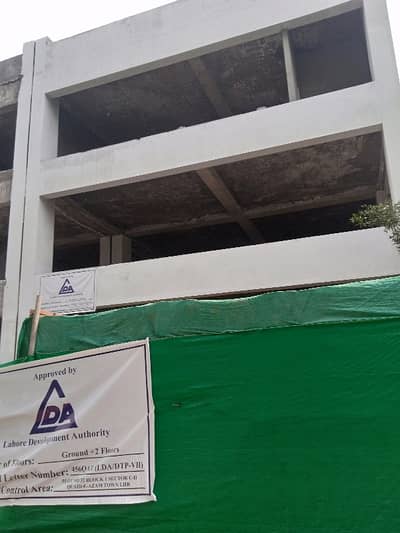 Kanal Triple Storey Commercial Building For Rent