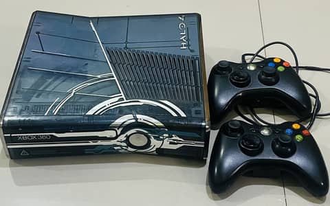 Xbox 360 Halo 4 edition 320 GB Jailbreak.