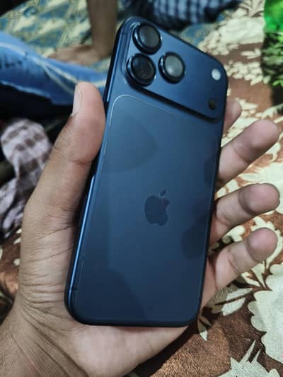 Iphone 17 pro max non pta   10/10