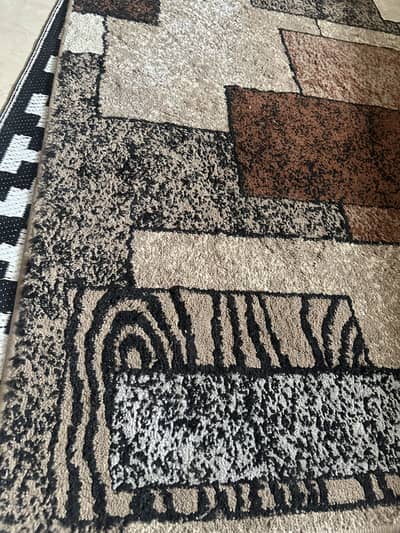 Modern woollen Abstract Design Rug – 5x7 ft – Excellent Condition