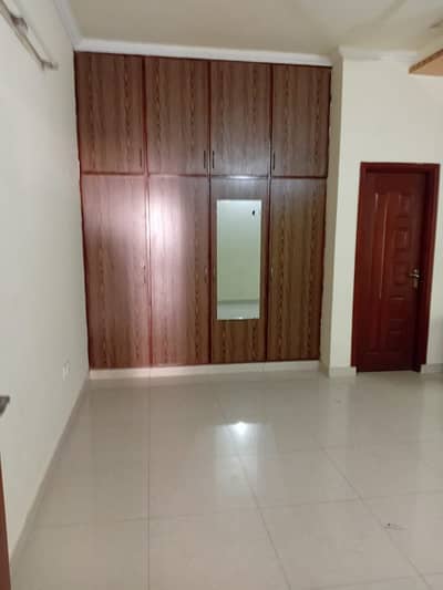12 Marla Upper Portion For Rent