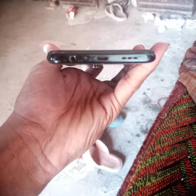 oppo F11 my number 03098040621