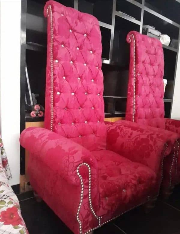 2 long sofas 10/10 condition 1