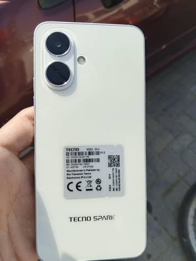 Tecno sparke go 2 4/64