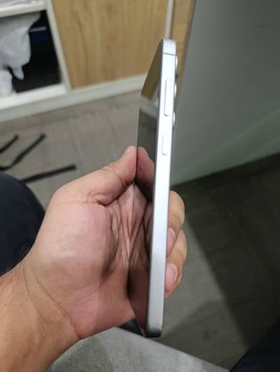 Samsung S25 FE – 128GB – 10/10 Condition