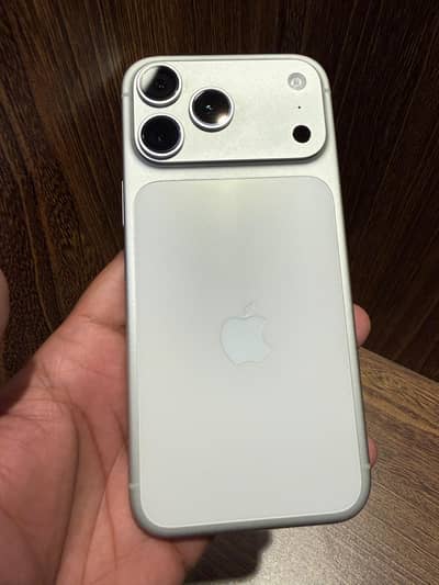 Apple iPhone 17 Pro Max Factory Unlock