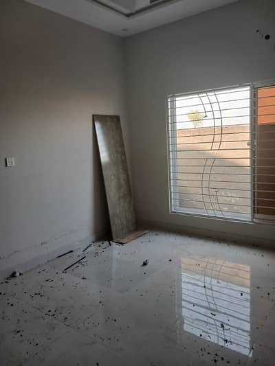 10 marla ground floor available for rent in naspak phase 3