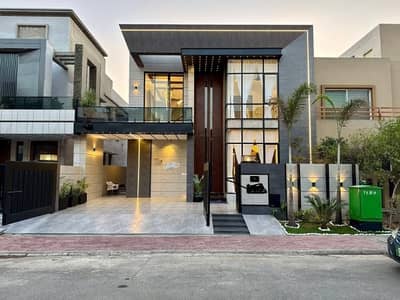 10 MARLA DOUBLE HIGHT LOBBY HOUSE FOR SALE IN JOHAR BLOCK BAHRIA TOWN LAHORE