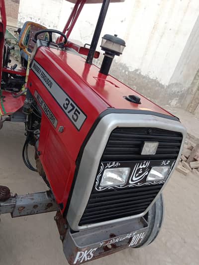 Massey Ferguson 375