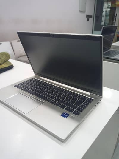 hp elitebook 840 g8 Core i7 11 generation