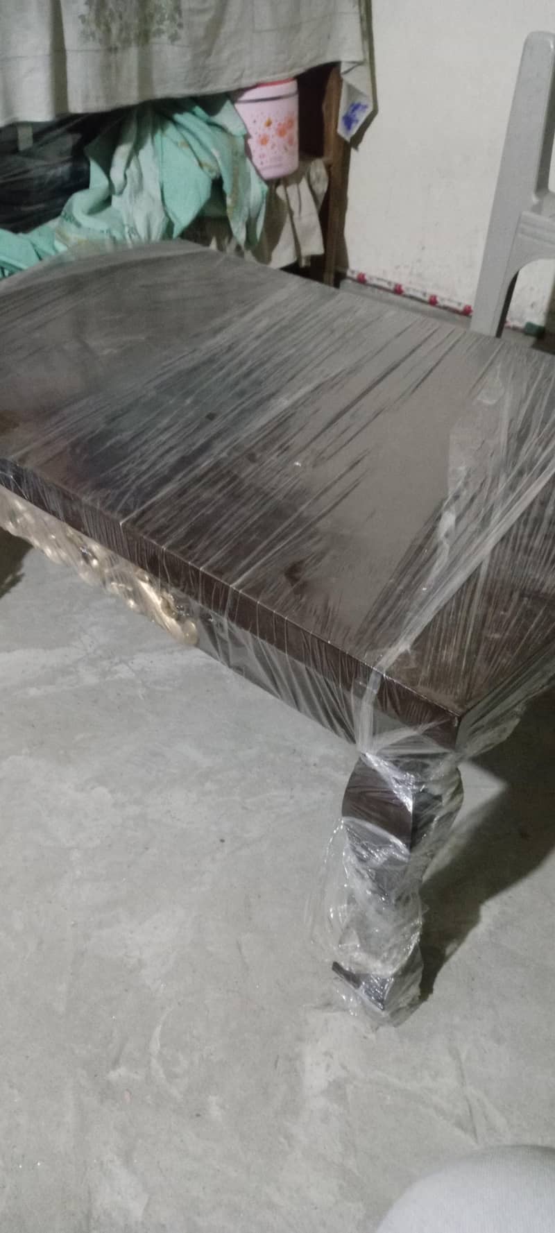 Brand new Ceter Table 0