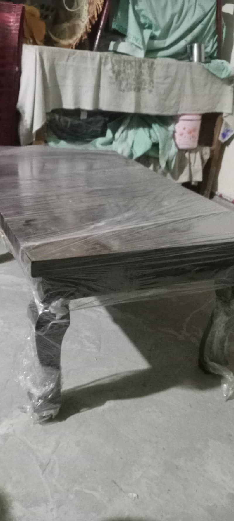 Brand new Ceter Table 1