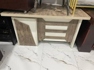 office table-manager table-conference table-reception counter-exective