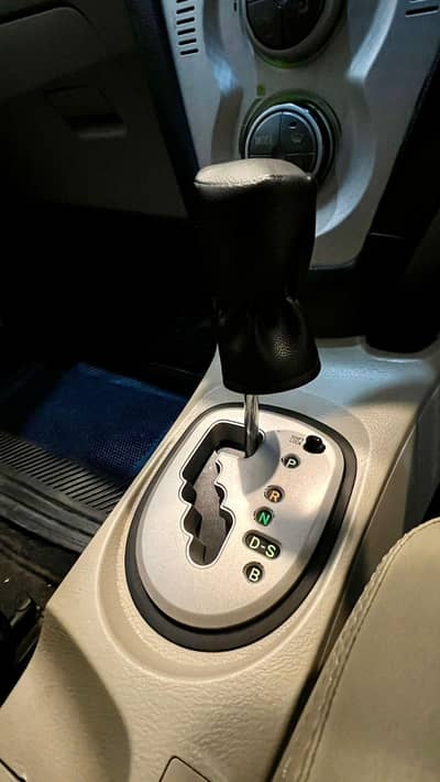 belt 2006 import in 2012 top of line model