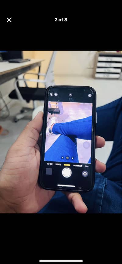 I phone 11 non pta back change back crack 128gb front crack