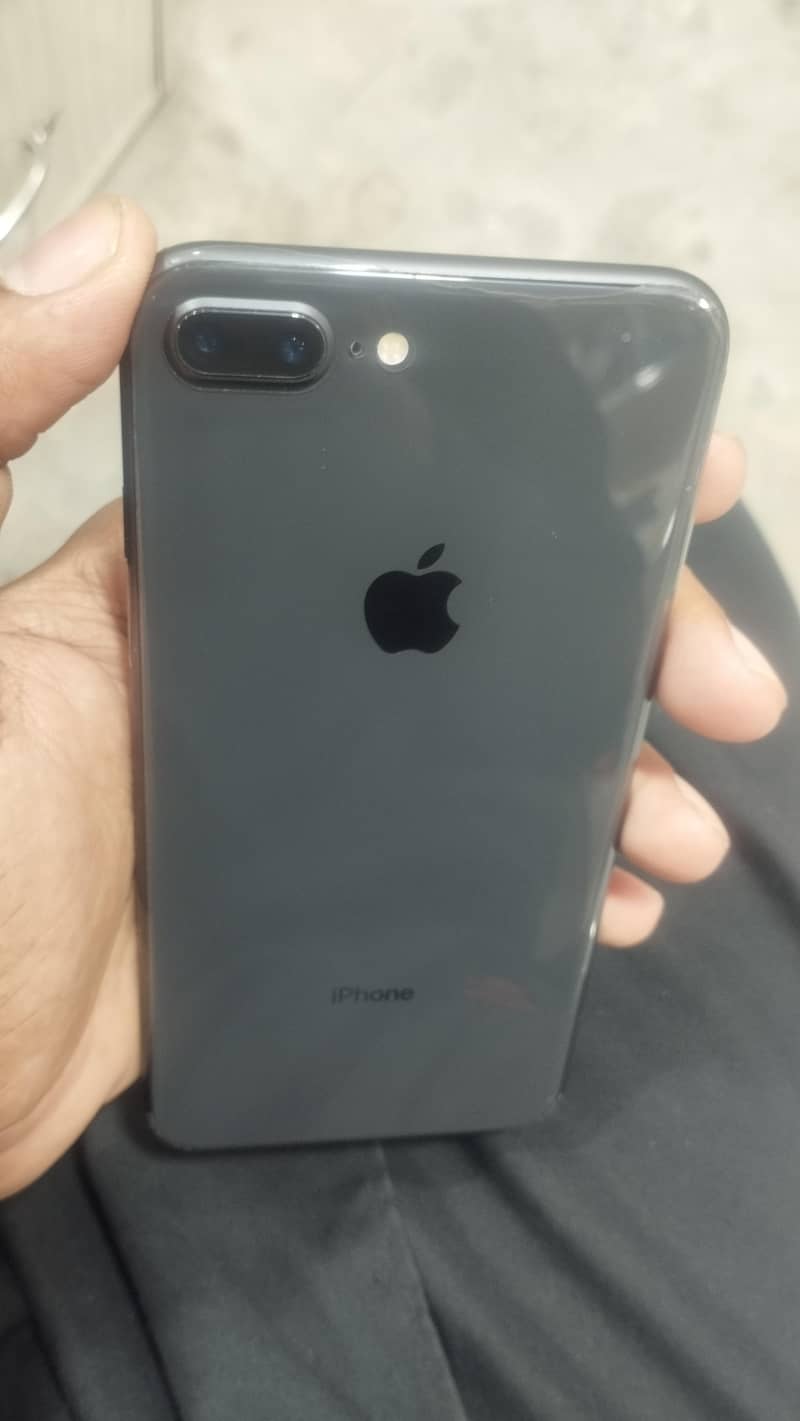 iPhone 8plus 1