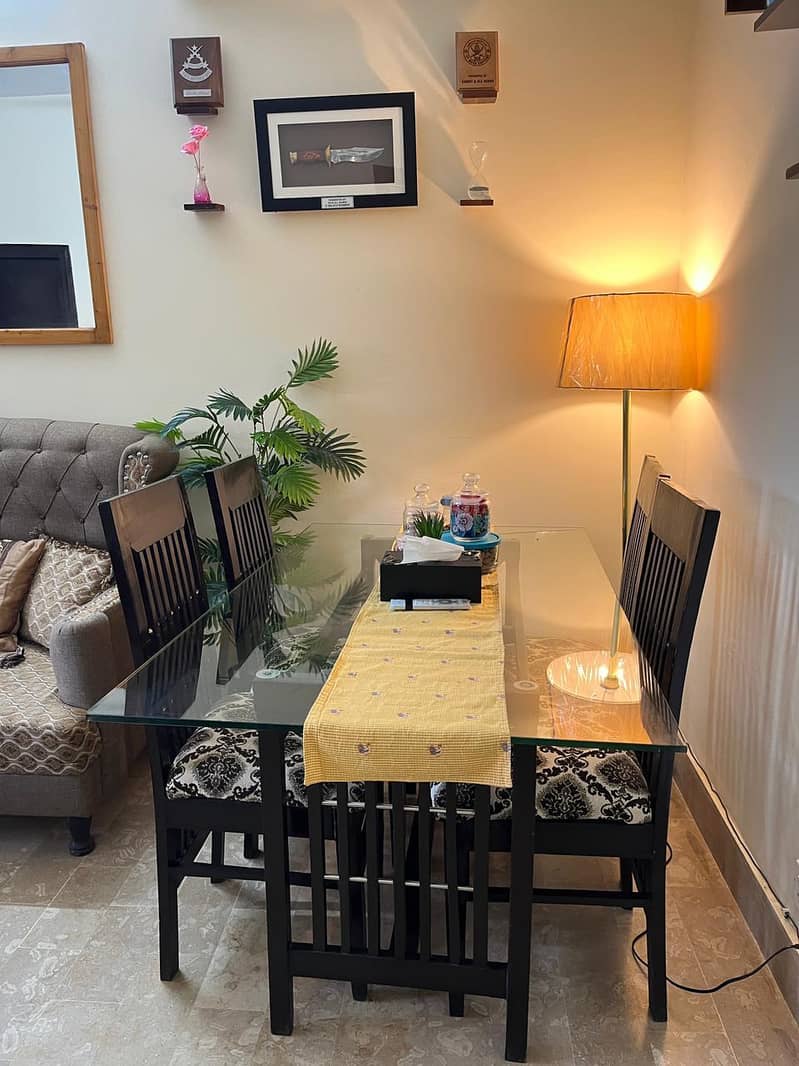6 seater dining table 3