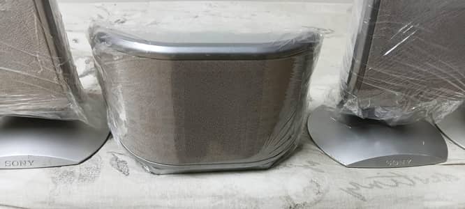 Sony 5 speakers 2 front s suroonder 1 center imported fresh