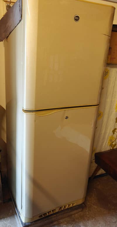 Double Door Golden Colour PEL Refrigerator for SALE